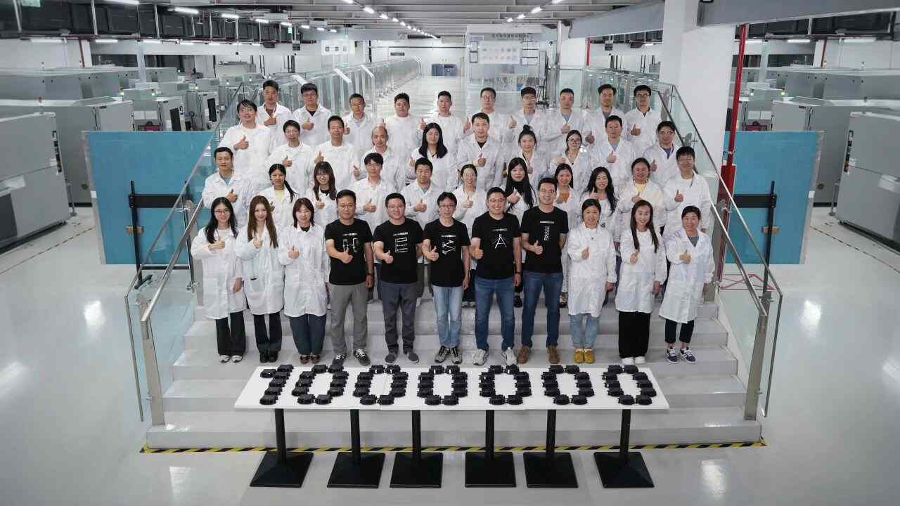 2025年交付破百万！禾赛成为全球首个年产过百万的激光雷达企